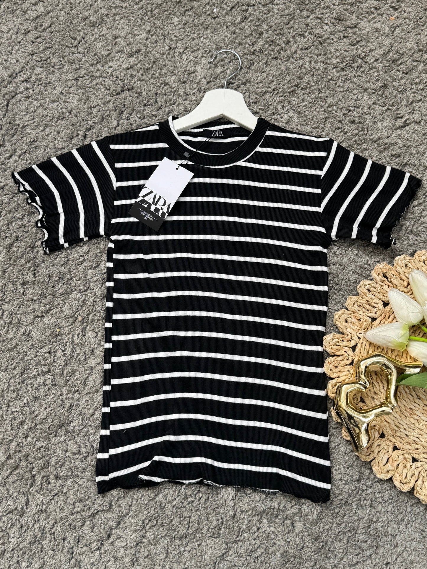 Slim Fit Ribbed Basic Top – Women’s Essential